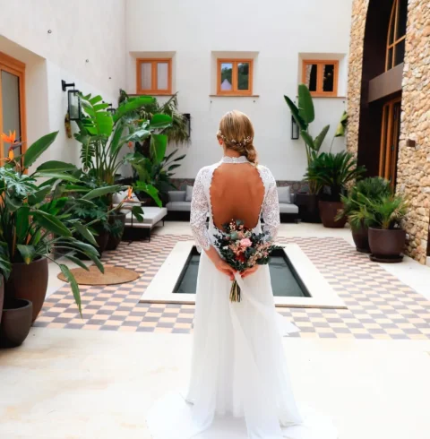 Arreglo floral para boda exterior